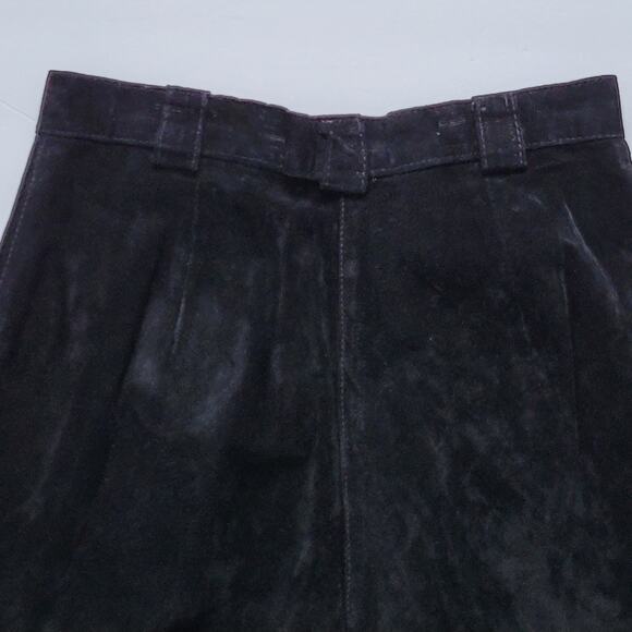 Evan Davies Black 100% Pig Suede Pleated Shorts Women’s Size 10 EUC Quiet Luxury - Picture 4 of 8